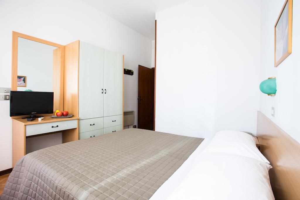 Hotel Meeting Cesenatico Habitación foto